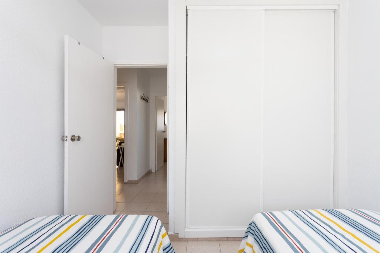 Appartamento Frontline Playa Vistas With Pool, Parking, Sea