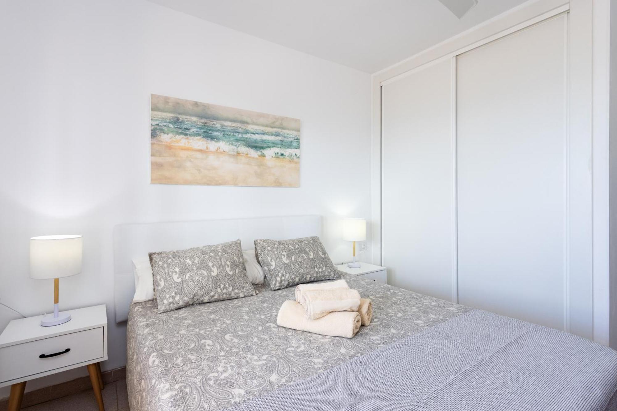 Frontline Playa Vistas With Pool, Parking, Sea Apartment Los Cristianos (Tenerife)