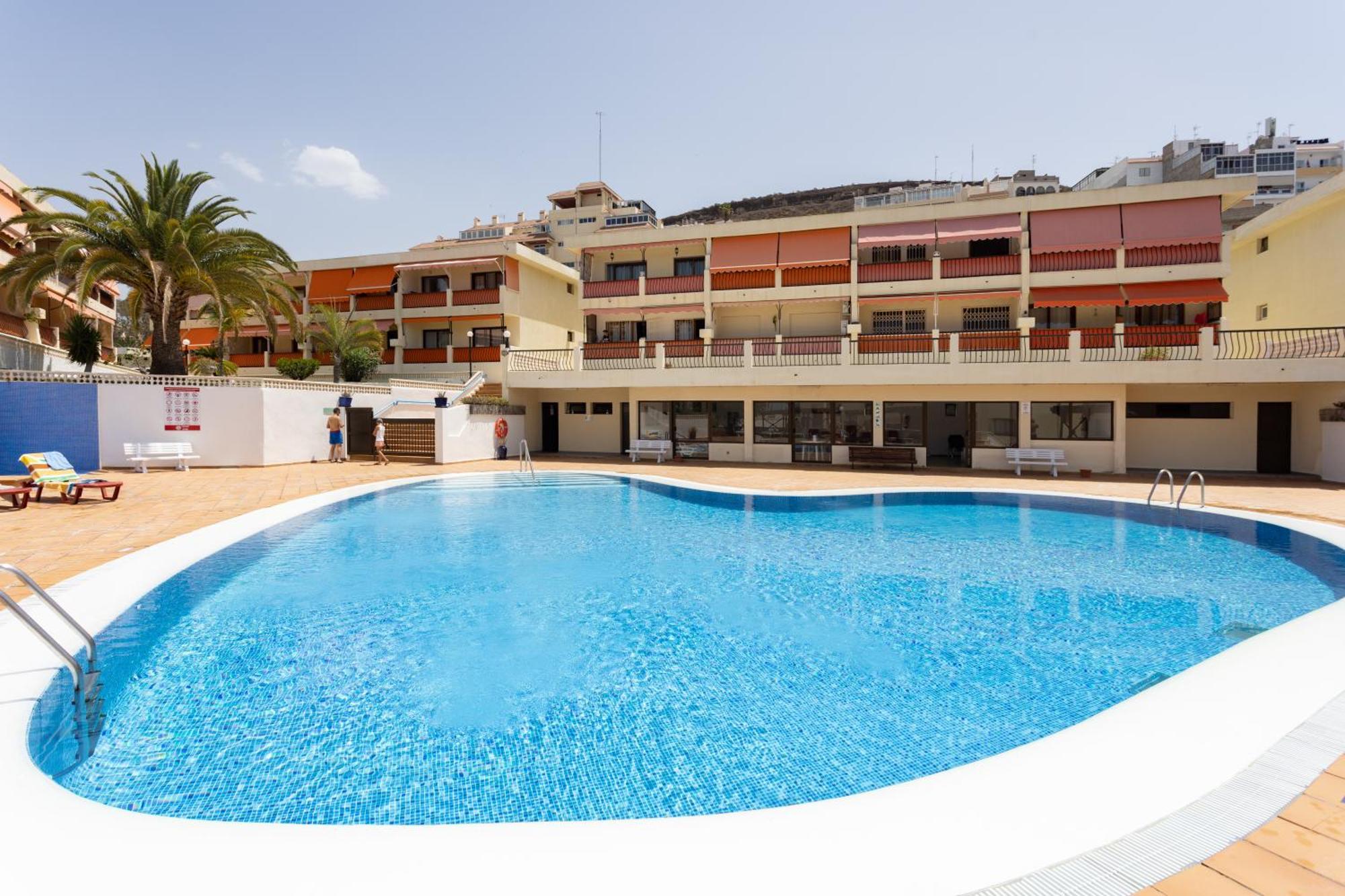Frontline Playa Vistas With Pool, Parking, Sea