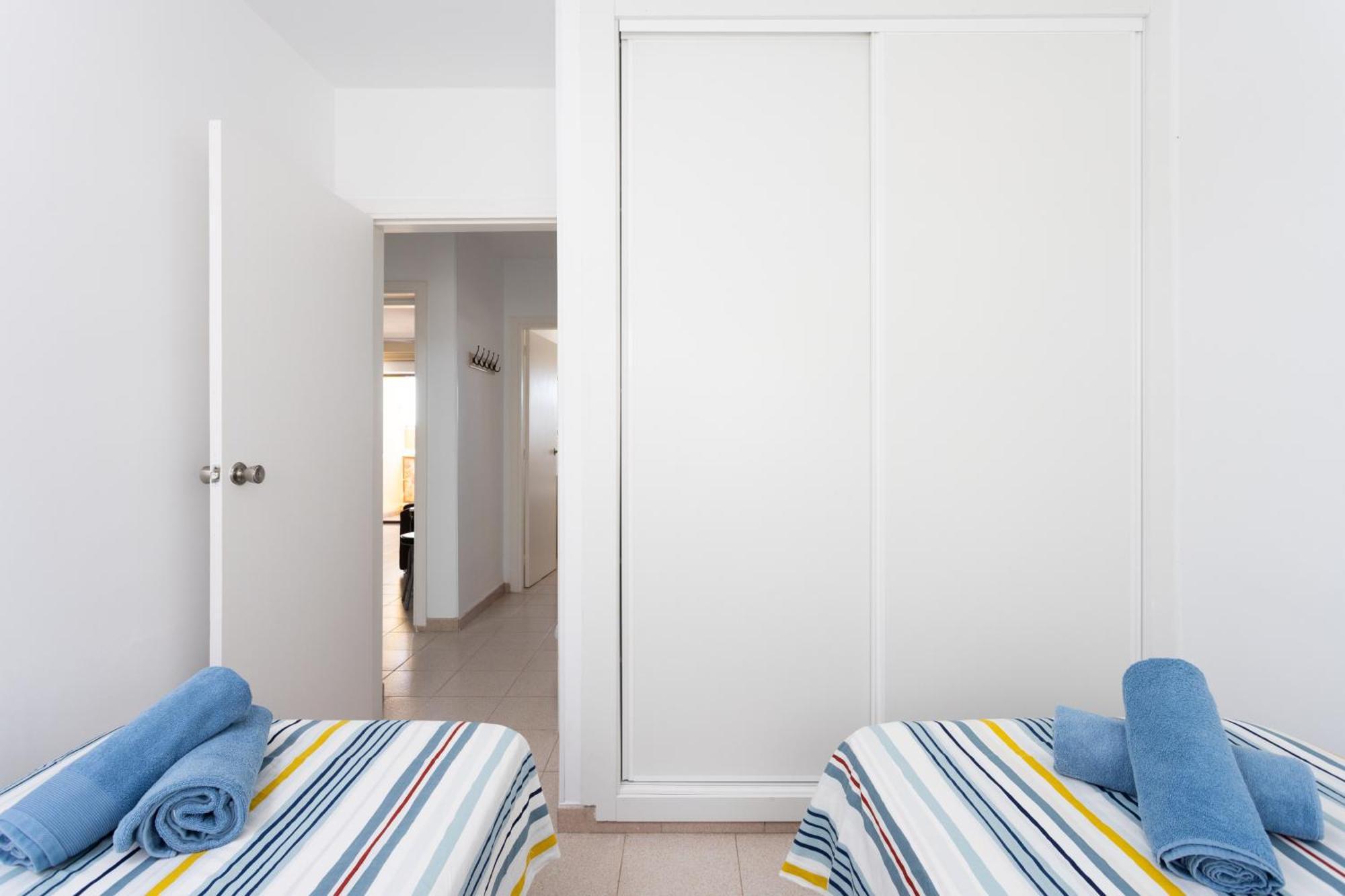 Appartement Frontline Playa Vistas With Pool, Parking, Sea