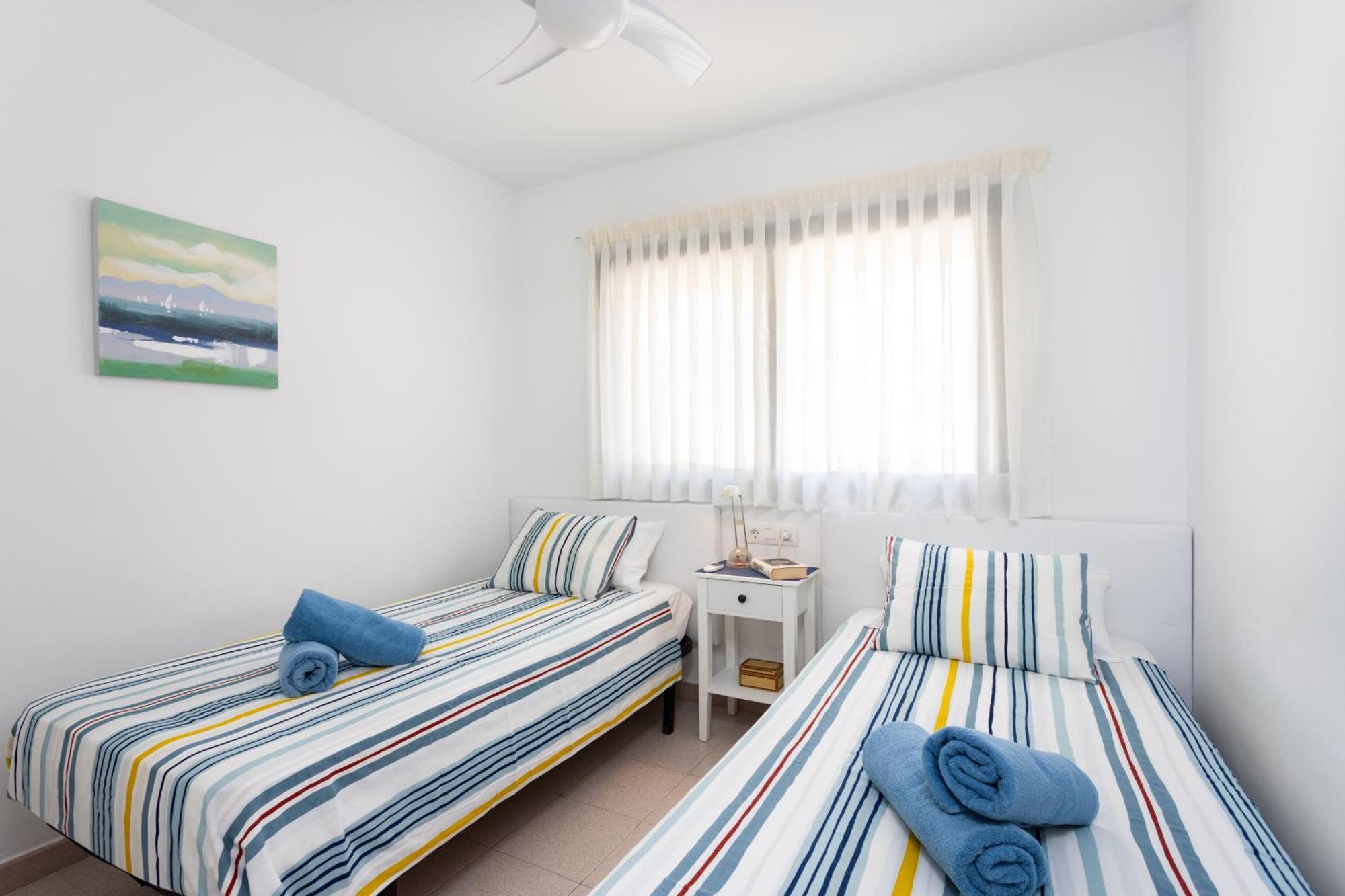 Frontline Playa Vistas With Pool, Parking, Sea Appartement