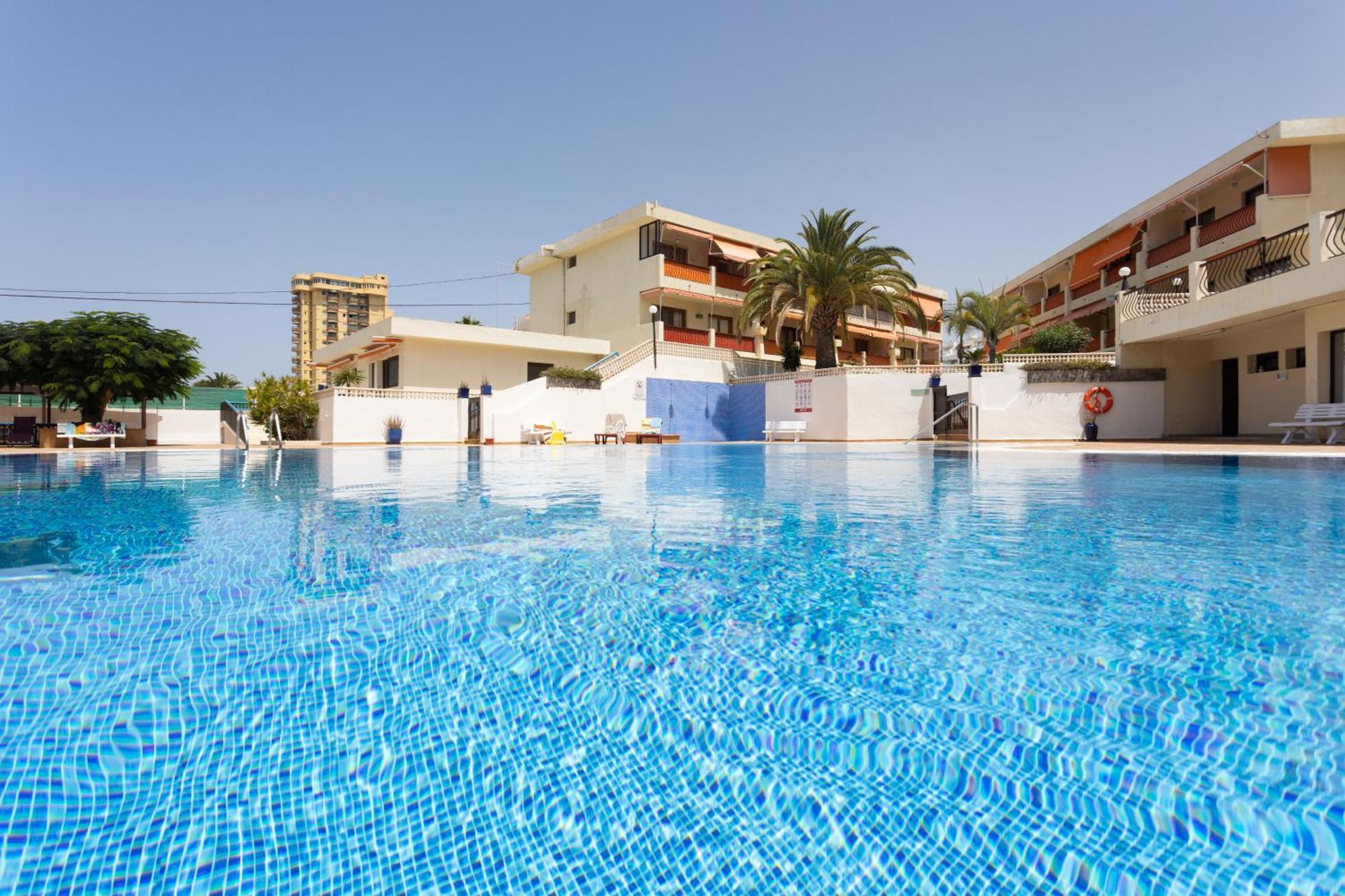 Frontline Playa Vistas With Pool, Parking, Sea * Los Cristianos (Tenerife)